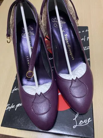오소마츠 6쌍둥이 고양이 발 디자인 퍼플 펌프스 23.5cm