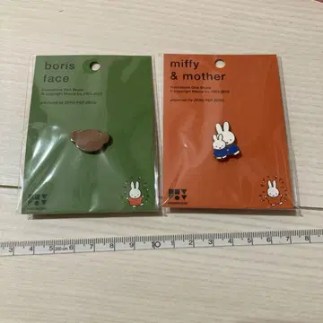 미피 핀 배지