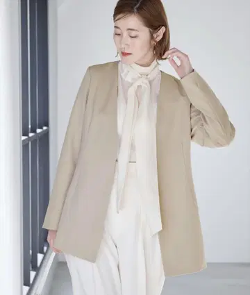 ur's 베이직 노카라 V넥 자켓