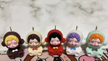 SKULLPANDA 피규어 캔 포함 스컬 팬더