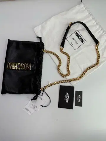 모스키노 MOSCHINO 숄더백 골드 레터링 로고 가죽