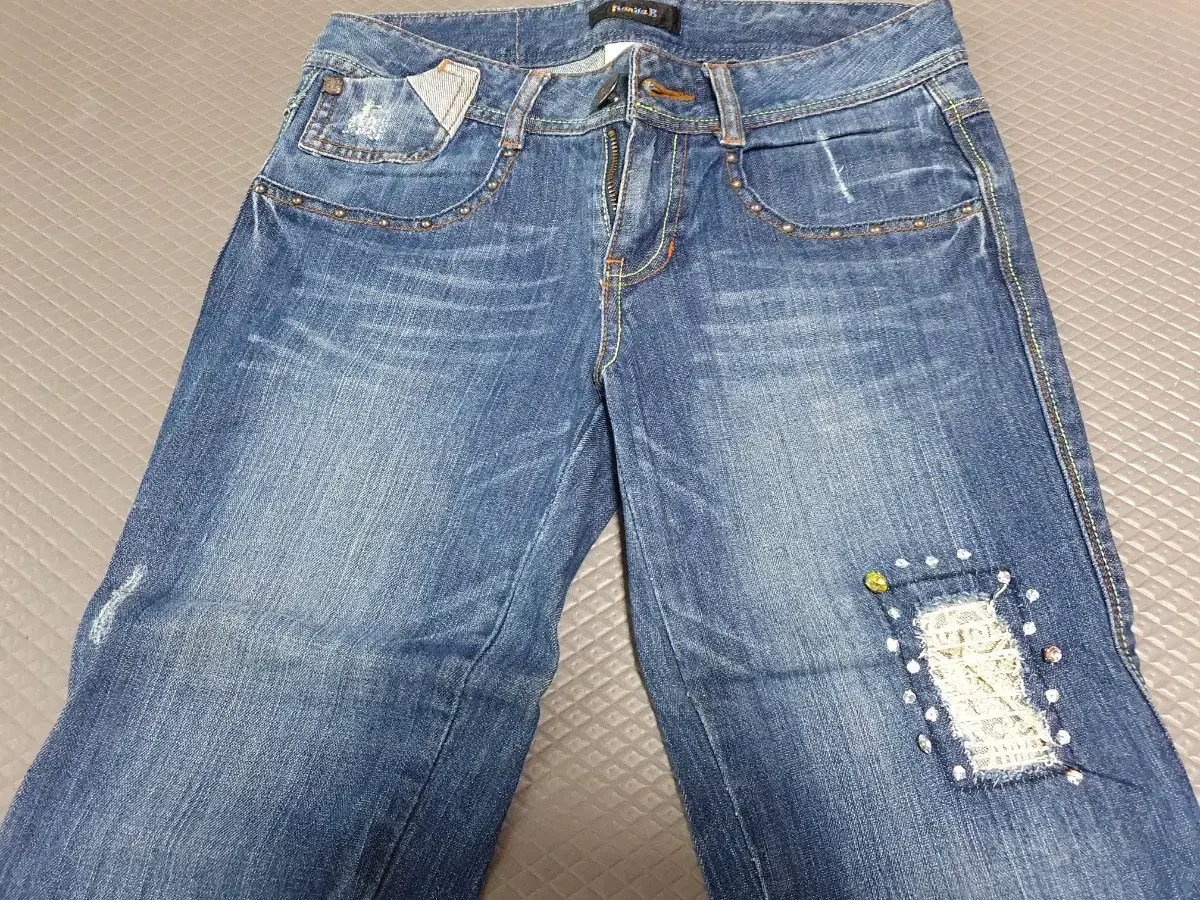 7/8 jeans