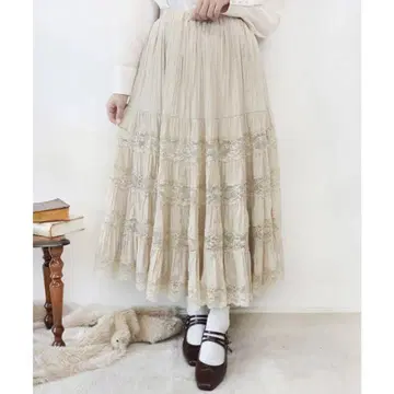 an another angelus 레이스 절개 티어드 롱 스커트