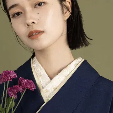 새상품 유카타관 그레이스 장식용 깃 -국화 무늬- 아이보리