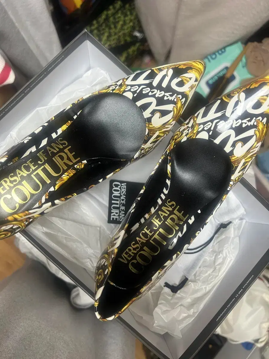 Versace shoes size 230 (worn only once)