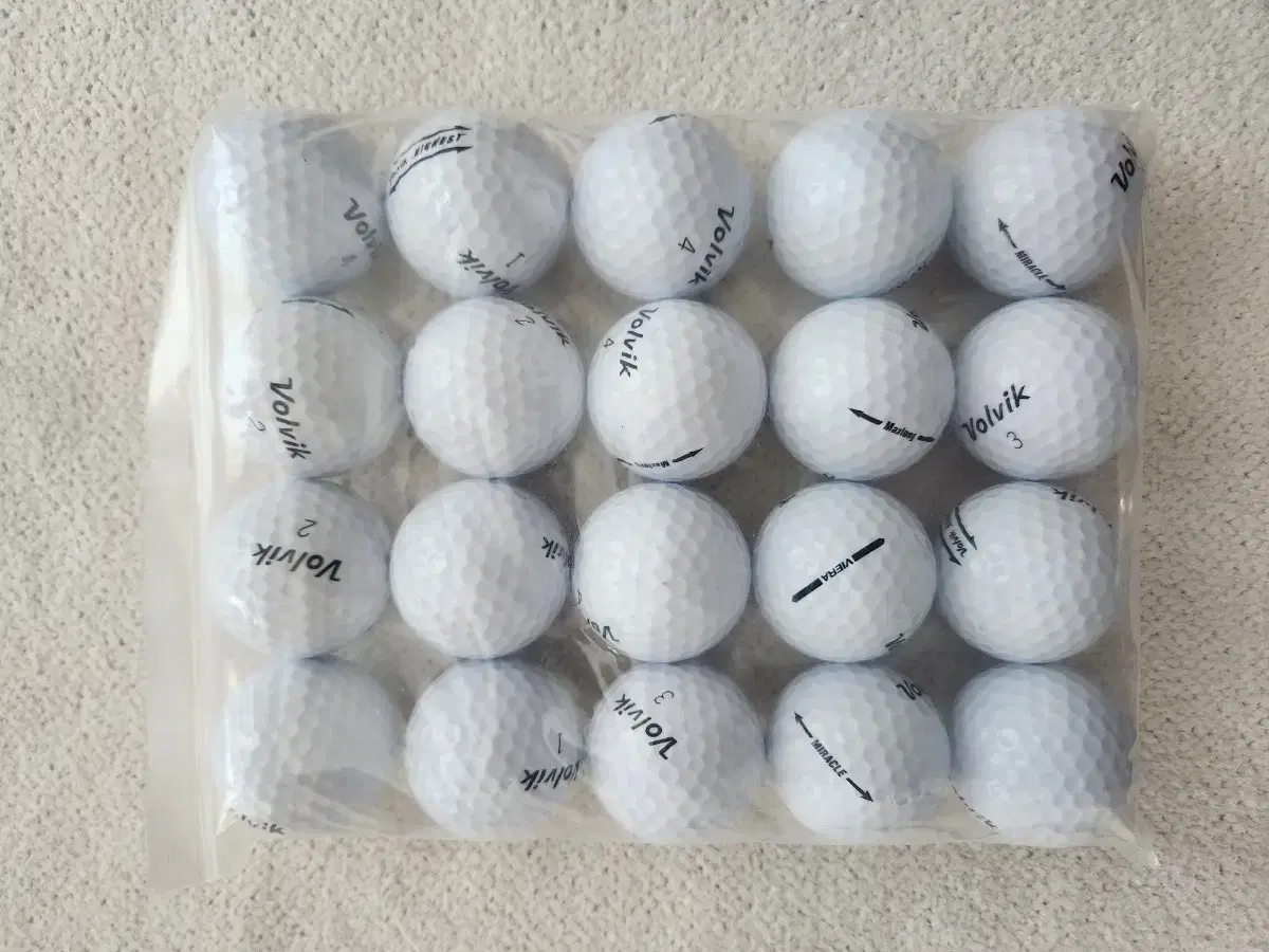 (New product) Golf ball (Lost ball X) Volvik white golf ball