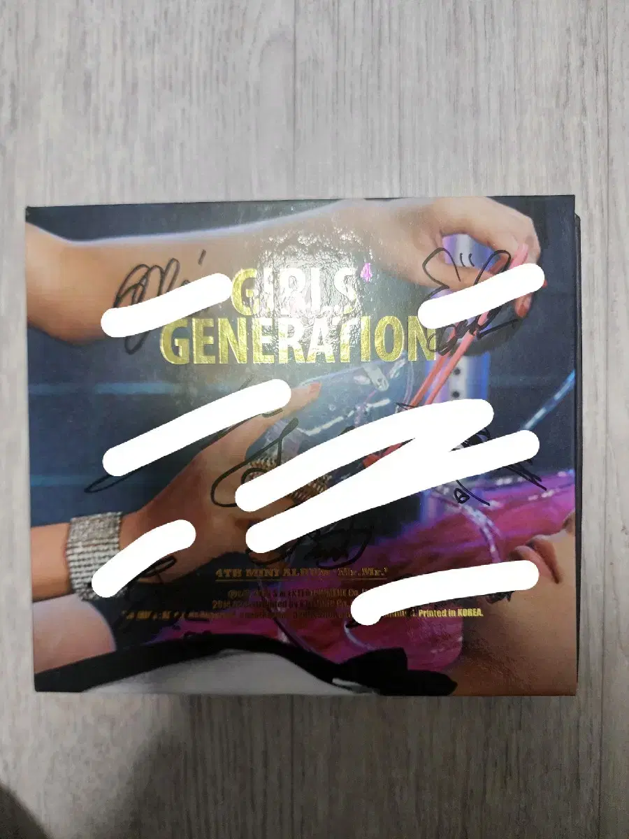Girls Generation Signed Album