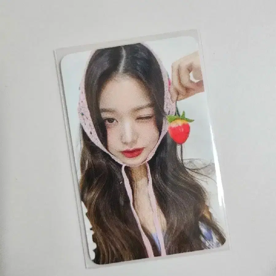 아이브 장원영 엠파시 사운드웨이브 사웨 럭키드로우 딸기 포토카드
