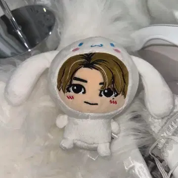 FANTASTICS 기무라 케이토 시나모롤 인형옷 봉제 인형