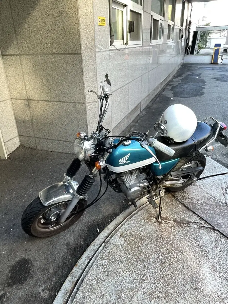 Honda Ape100 (xz100)
