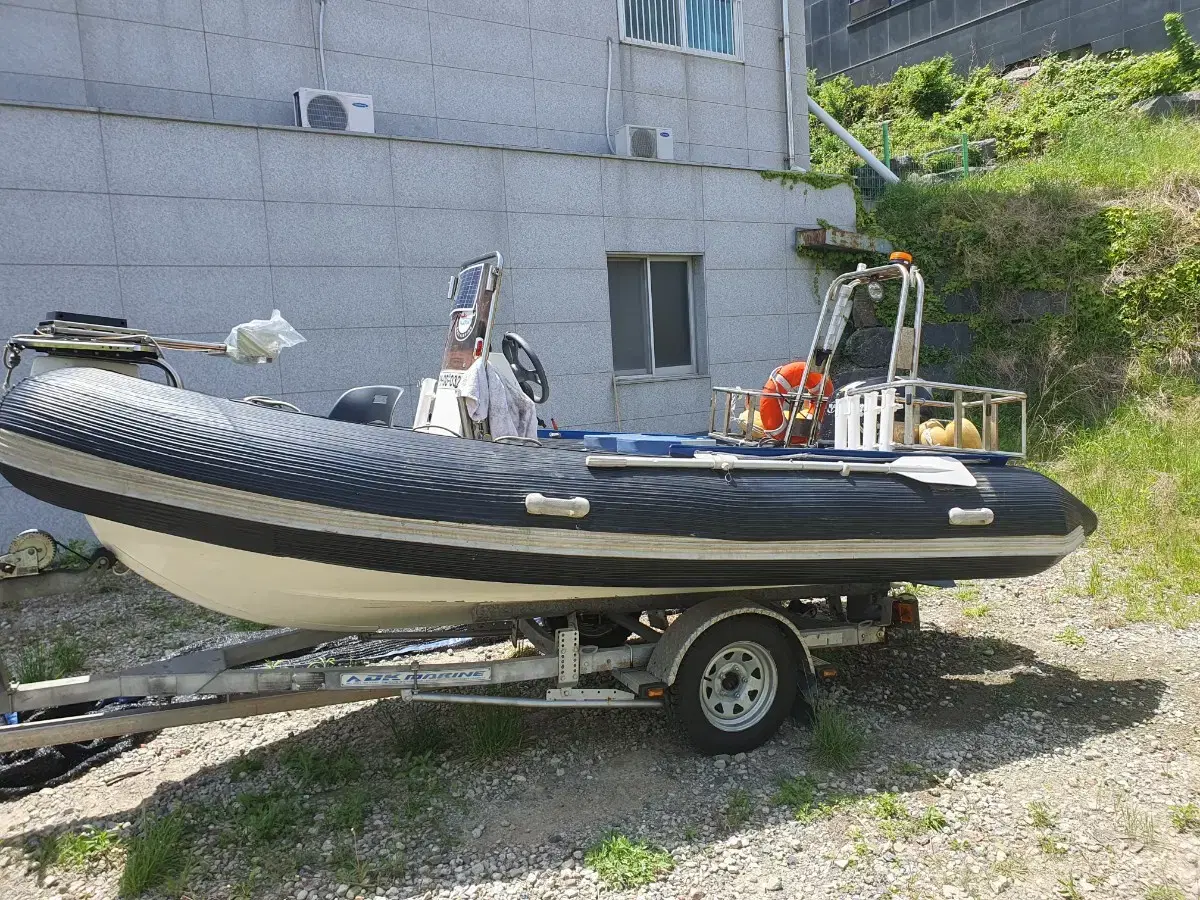 Combi Boat