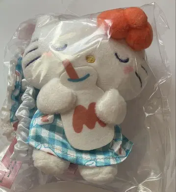 가슴이 두근거리는 전시회 산리오 봉제 인형 마스코트 헬로키티 키티
