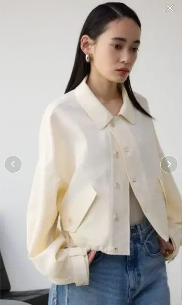 AZUL 볼륨 슬리브 크롭 셔츠 블루종