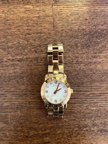 골드 메탈 밴드 아날로그 시계