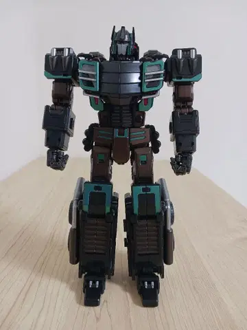 트랜스포머 mastermind creations r48np