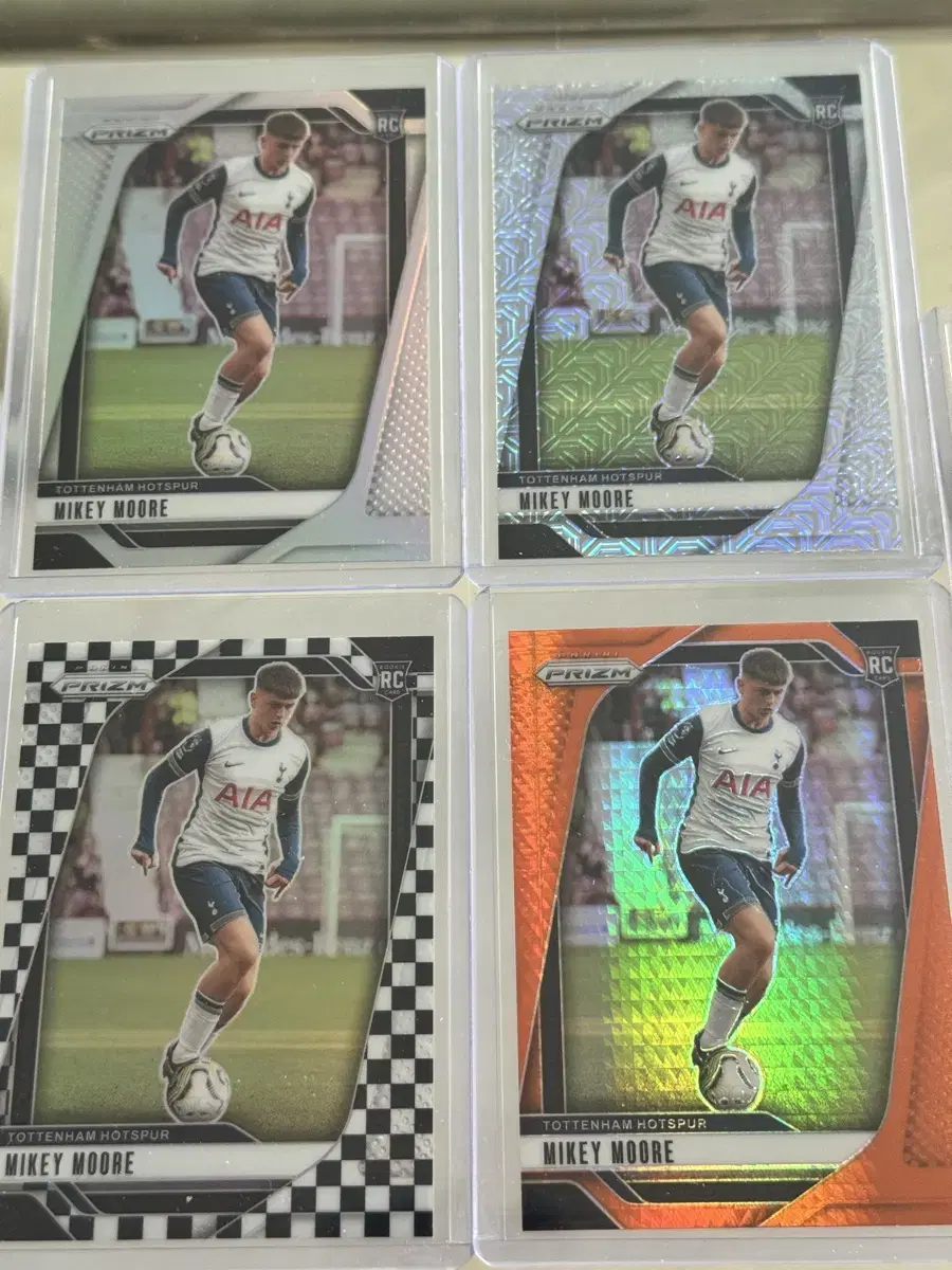 24-25 Panini Prism EPL Tottenham Mikey Moore Rookie Lot