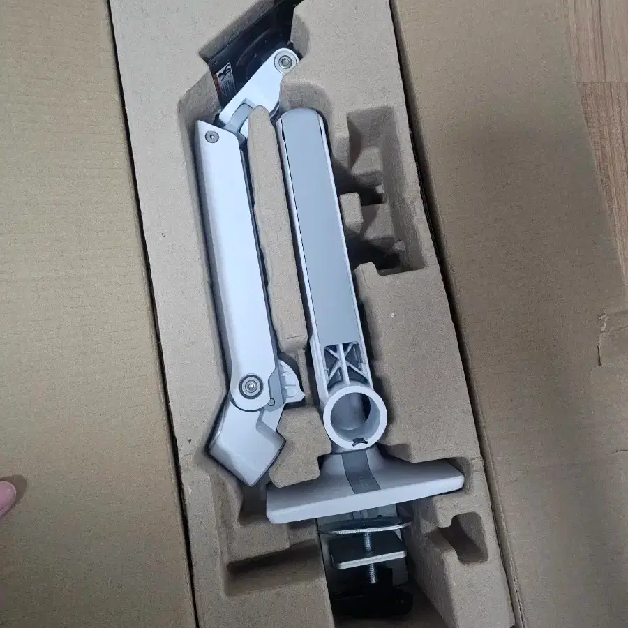 어고트론 lx 싱글 모니터암