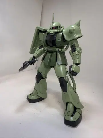자쿠 MG ver2.0 건담 프라모델