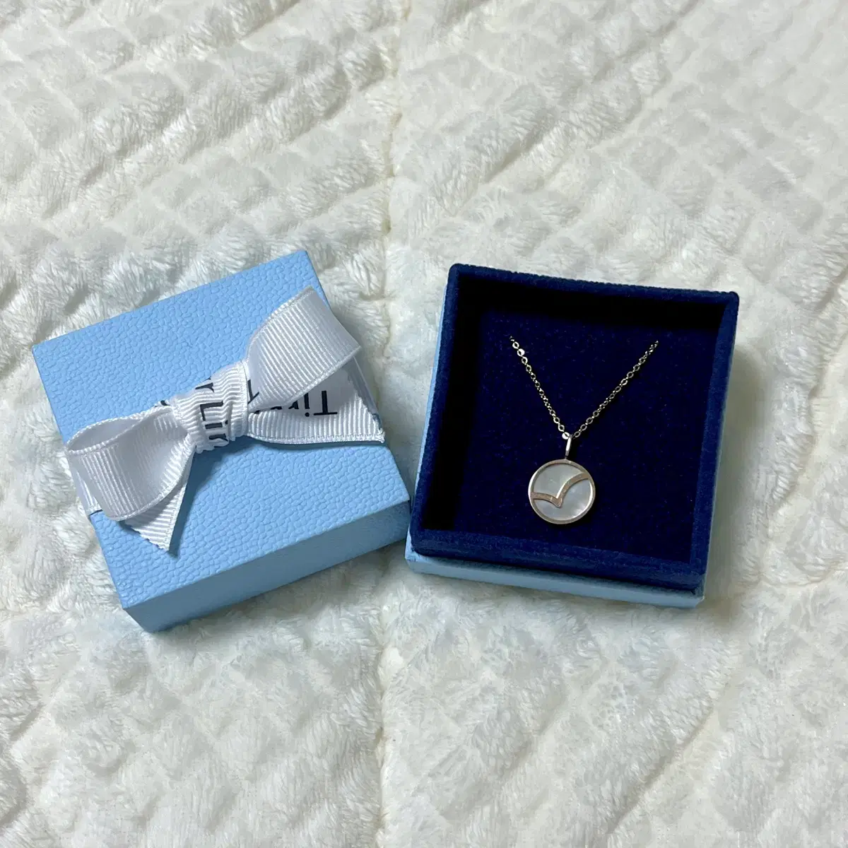 Tirr Lirr 14K Gold Mother-of-Pearl Necklace