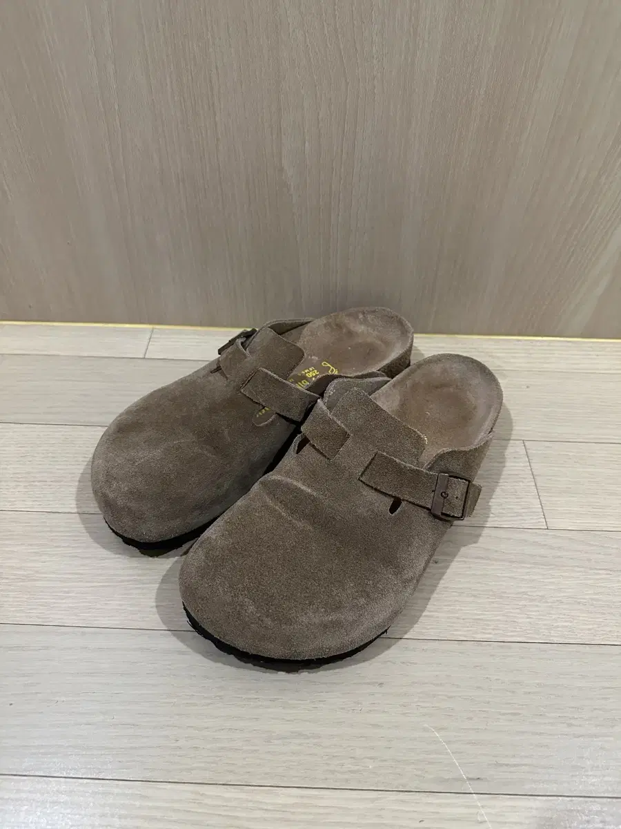 버켄스탁 보스턴 39(250)