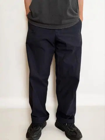 마가렛 호웰 MHL. FINE COMPACT POPLIN 치노 팬츠