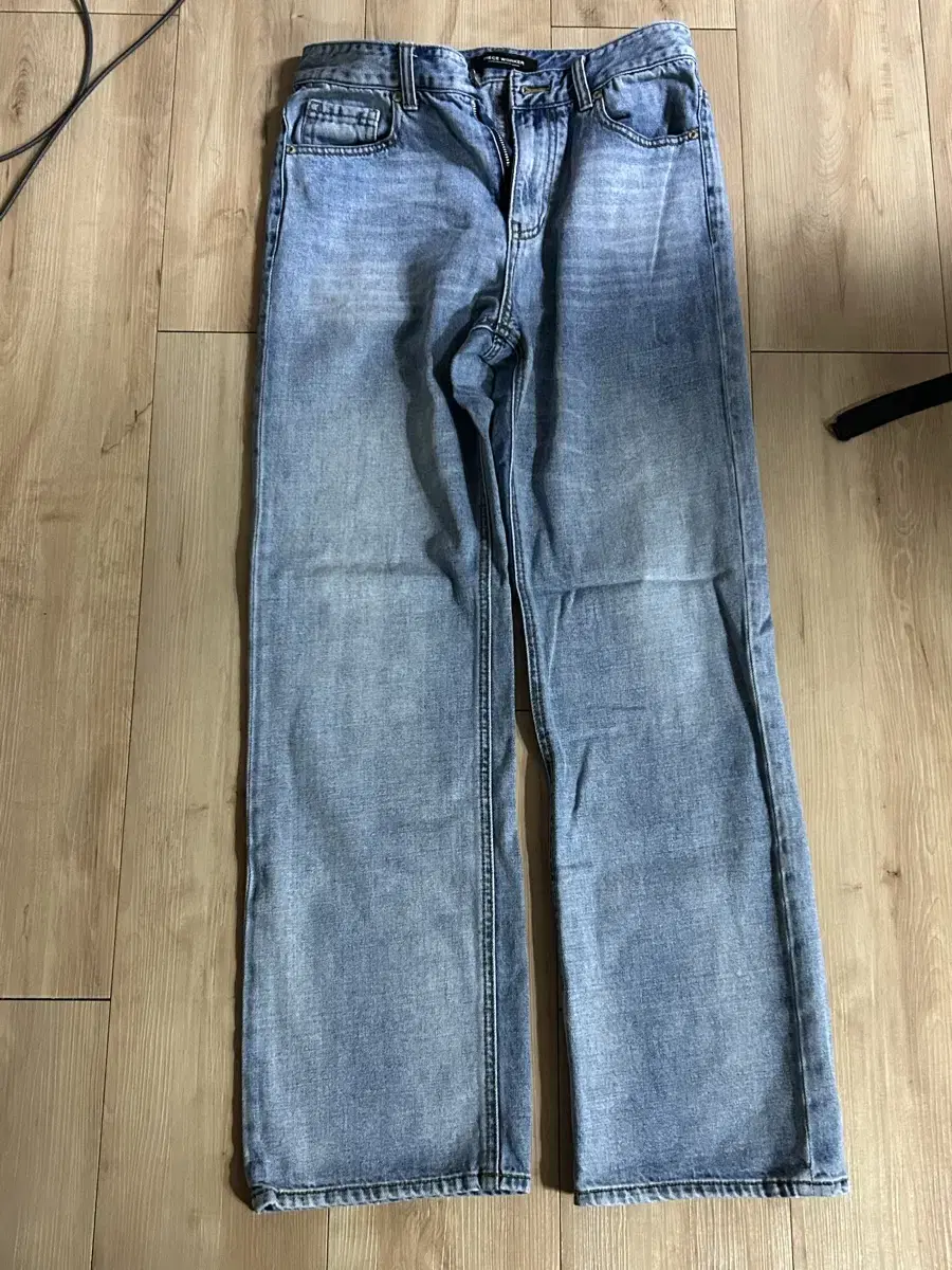 Pieceworker Semi Wide Denim