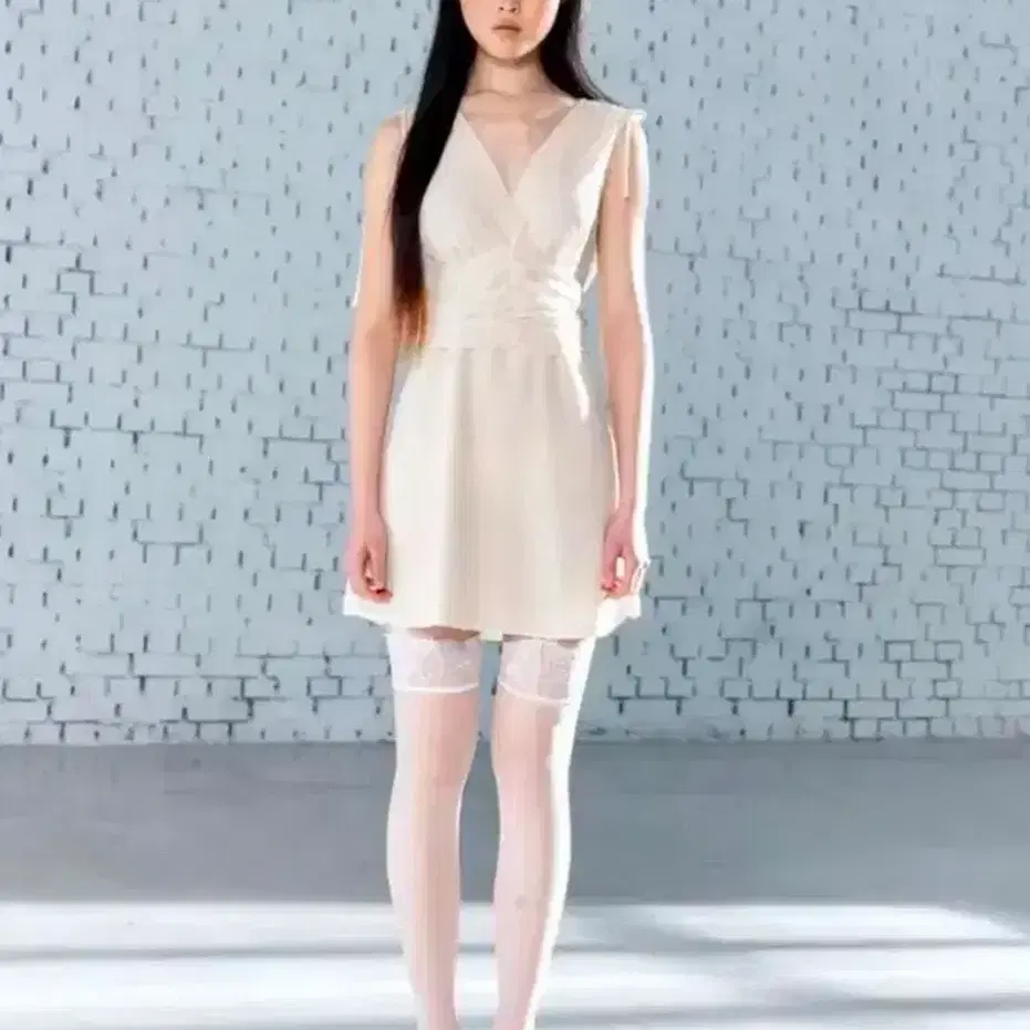 ワンピース GLOWNY DETROIT PUFF DRESS (SAND) GLOWNY | 글로니 GLOWNY DETROIT PUFF DRESS (SAND) on Bunjang