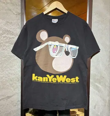 2008 Kanye West 무라카미 다카시 티셔츠