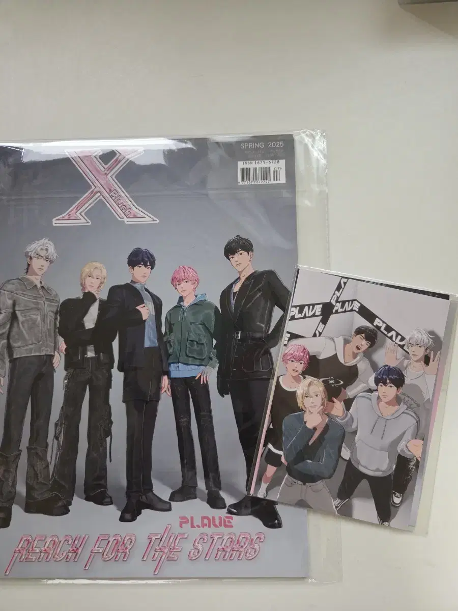 플레이브 중국 xblush 매거진 잡지 + 엽서 스티커세트