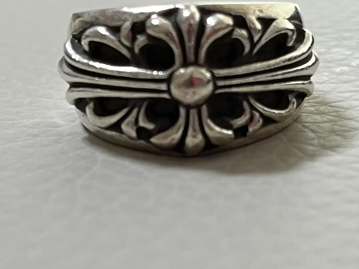 Chrome Hearts Floral Ring
