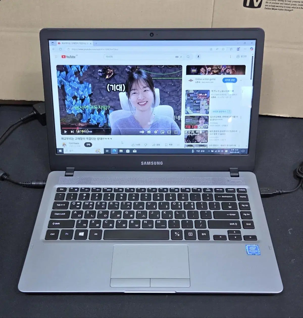 삼성 NT300E4S ( Celeron 3865U ) 노트북 팝니다 ~!