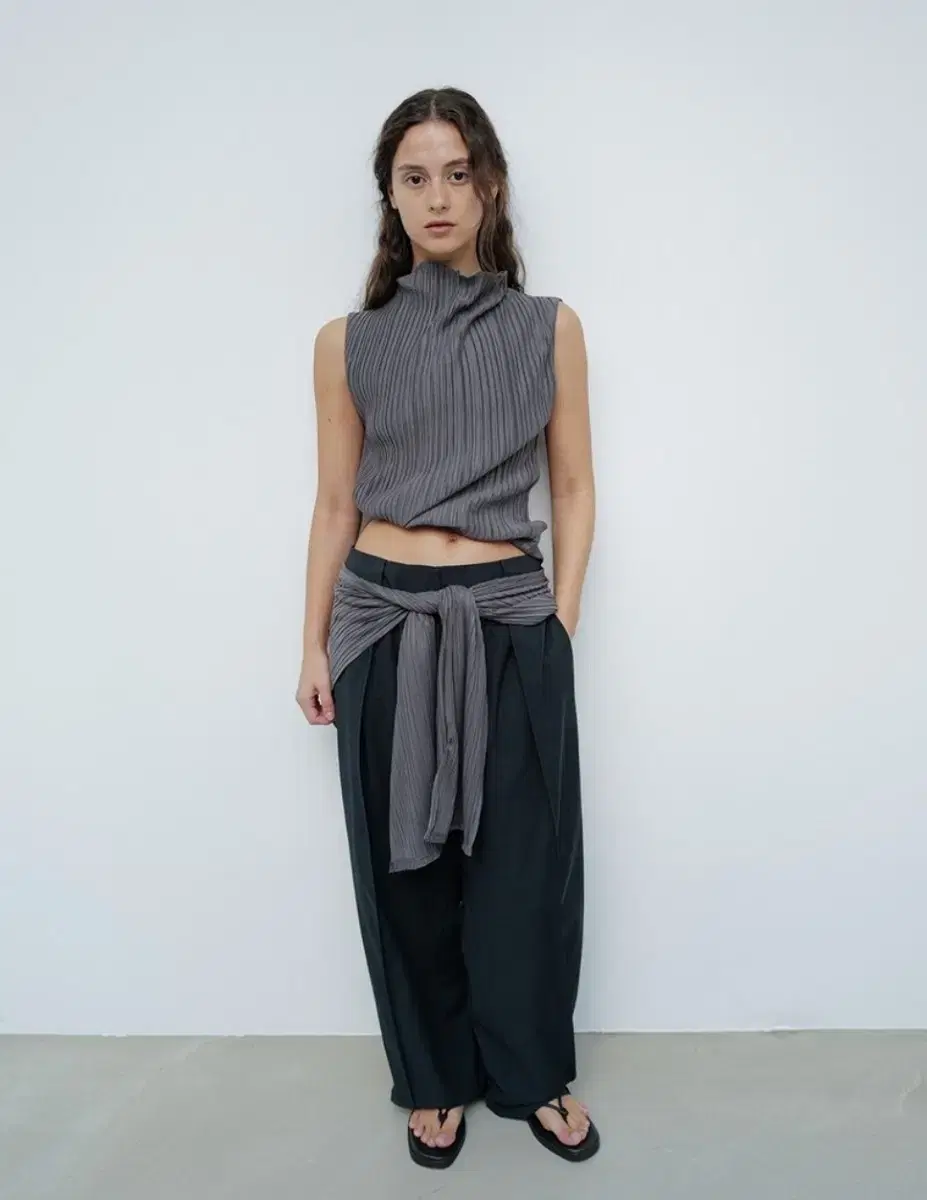 le17septembre Pleated Cowl Neck Top Muffler PLEATED COWL