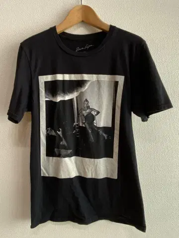 B02582 Dua Lipa 2022 월드 투어 티셔츠