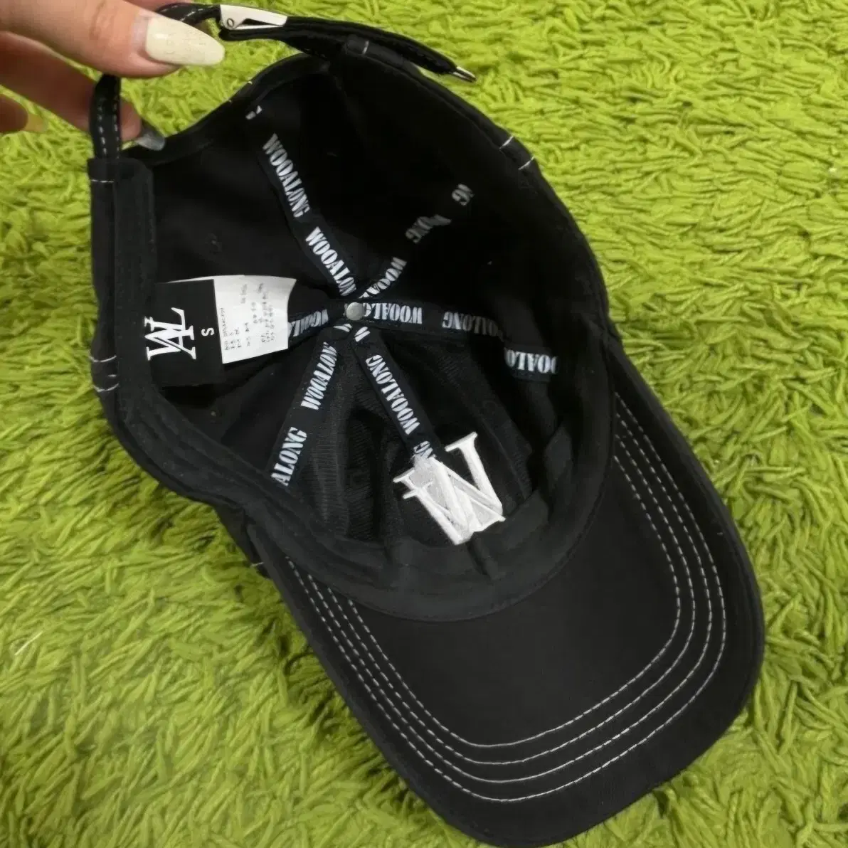 【WOOALONG】 Signature Ball cap_stitch / unisex 우알롱-wooalong - WOOALONG SIGNATURE BALL CAP [BLACK