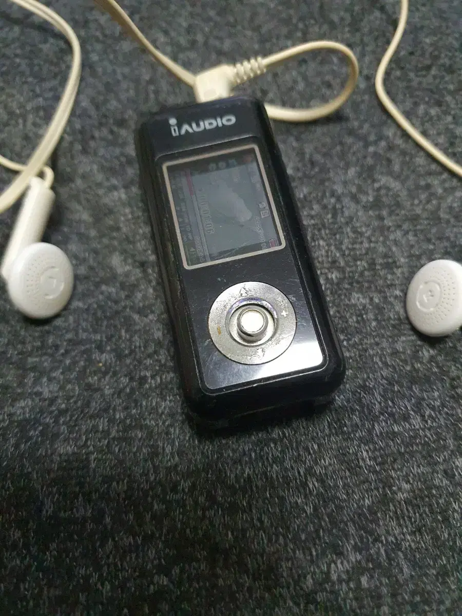Normal operation) Luxury MP3 player Cowon U3 2GB (Genuine earphone option)