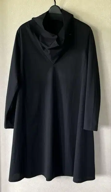 KEIKO KISHI 케이코키시 블랙 변형 옷깃 원피스