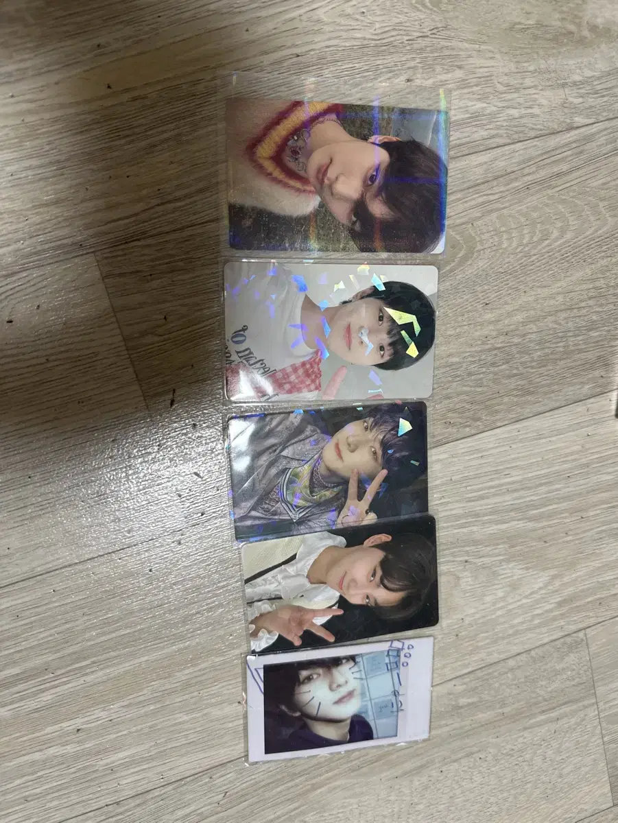 엔하이픈 양정원 포카 5장 일괄 전체로 판매합니다