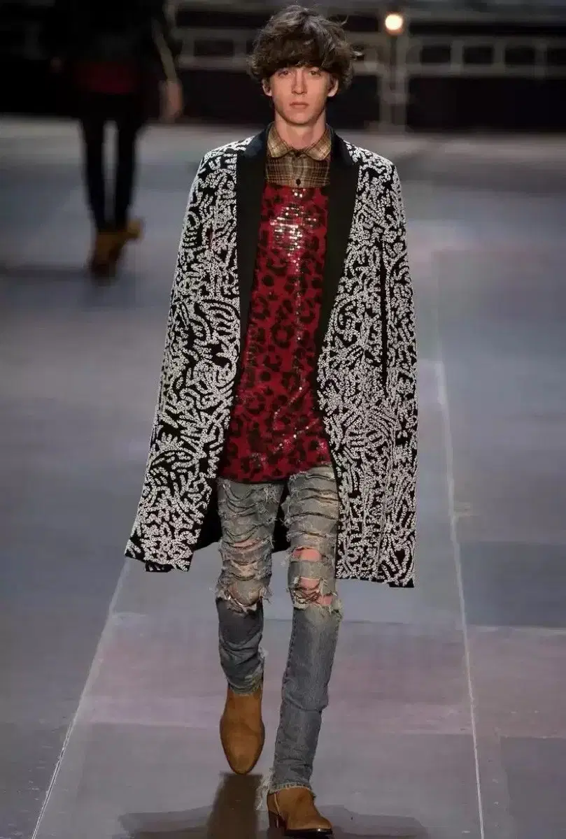 [29] 13fw 생로랑 체인디스진