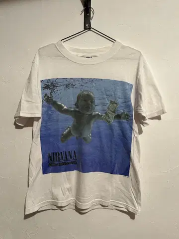NIRVANA Nevermind 90's 티셔츠
