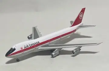 에어 캐나다 B747-133 C-FTOB