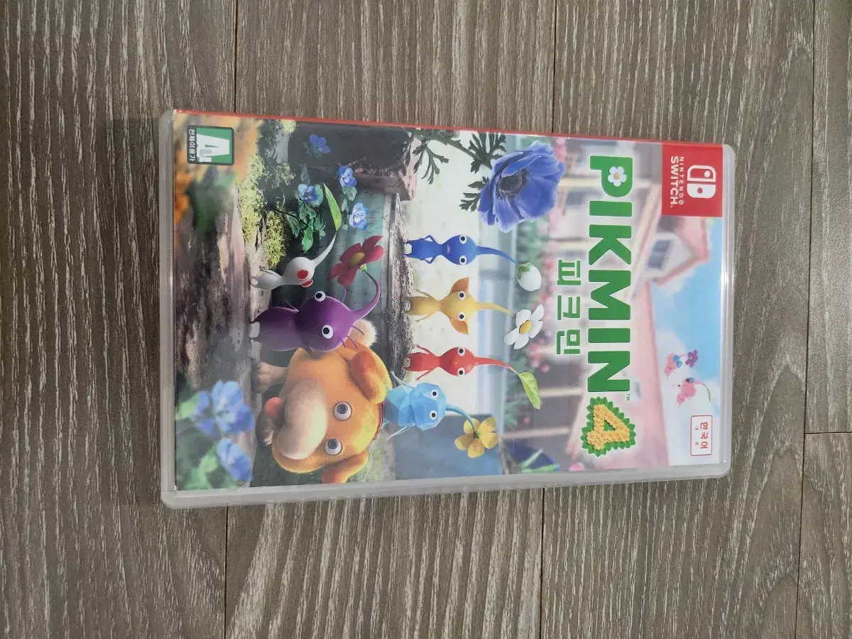 Selling three like-new condition Nintendo Switch