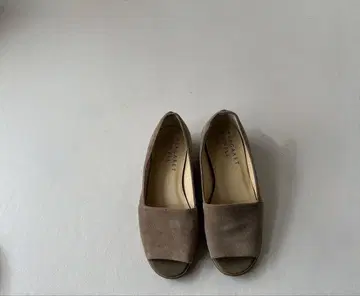 마가렛호웰 MARGARET HOWELL idea 펌프스
