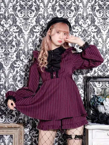 노에미 고딕 프릴 오픈 숄더 셋업