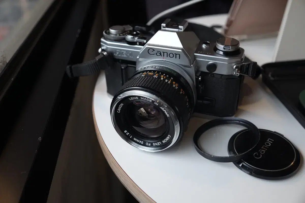 Canon AE-1, FD24mm 1:2.8 Wide Angle Lens Set