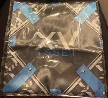 XlamV 이세이 ISSEI 스카프