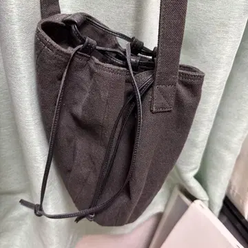 PHIGVEL DRAWSTRING BAG S 숄더백