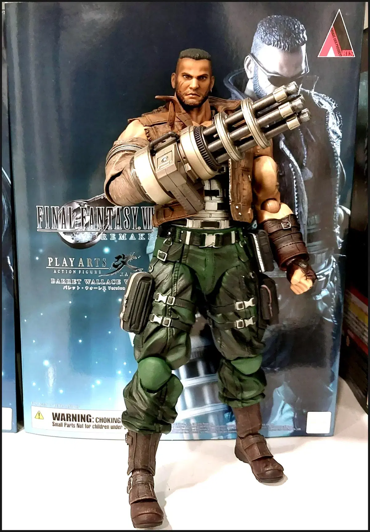 FIGURINE PLAY ARTS KAI Final Fantasy VII ADVENT CHILDREN BARRET WALLACE