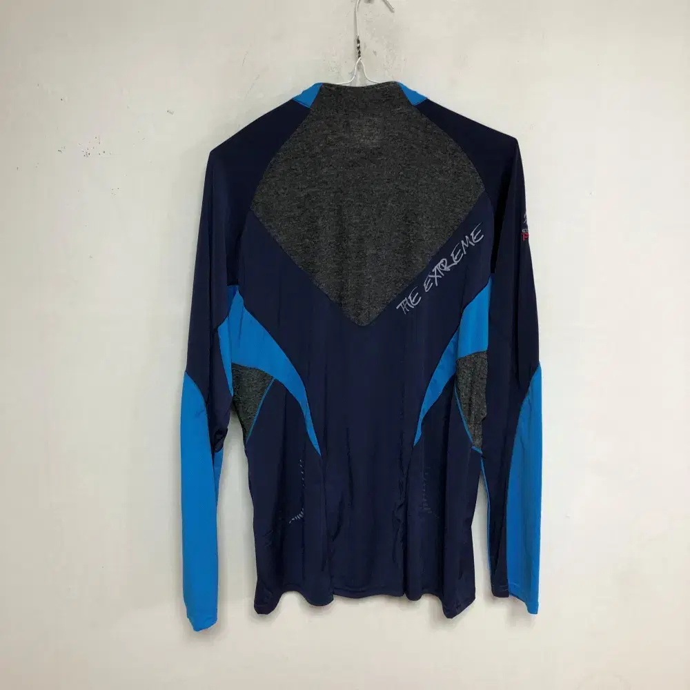 블랙야크 남성 봄가을 긴팔티 105XL@9909