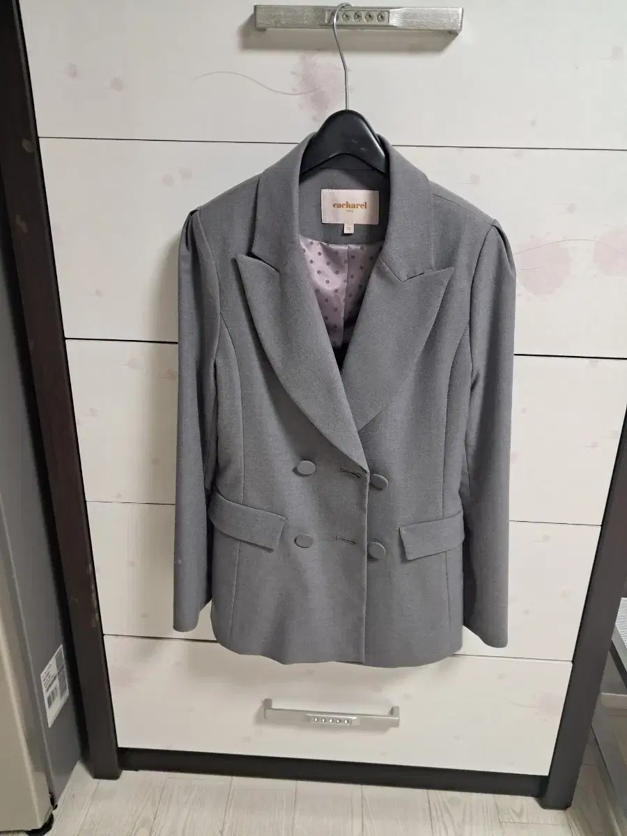 카샤렐봄가을자켓. 새상품