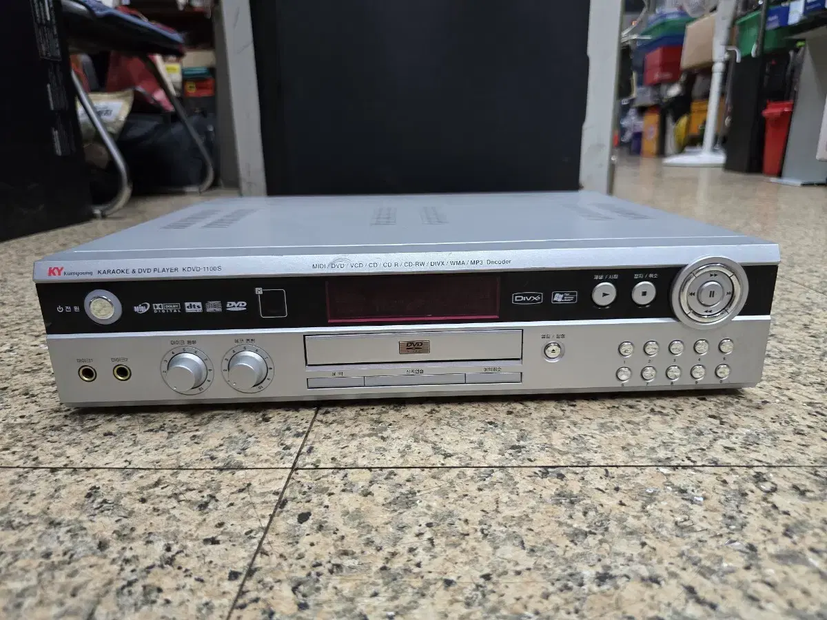 금영 노래방 DVD 플레이어 KDVD-1100S